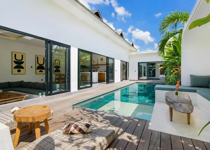 Villa Infinity By Tasvan Canggu