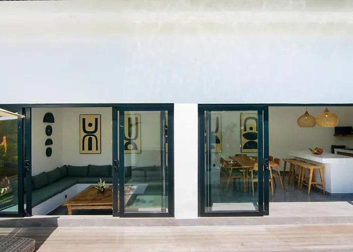 Villa Infinity By Tasvan Canggu